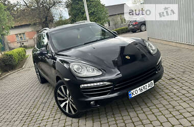 Внедорожник / Кроссовер Porsche Cayenne 2011 в Хусте