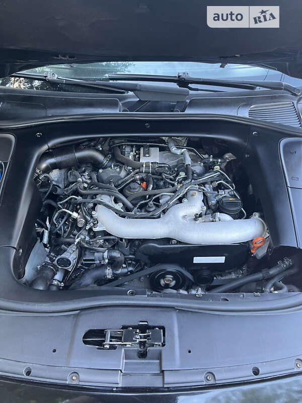 Позашляховик / Кросовер Porsche Cayenne 2010 в Тячеві