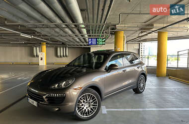 Внедорожник / Кроссовер Porsche Cayenne 2010 в Киеве