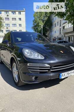 Внедорожник / Кроссовер Porsche Cayenne 2012 в Харькове