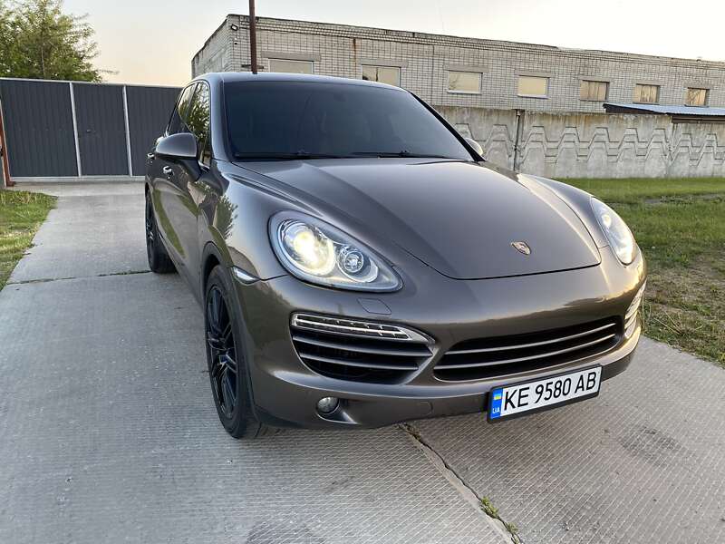 Позашляховик / Кросовер Porsche Cayenne 2012 в Павлограді
