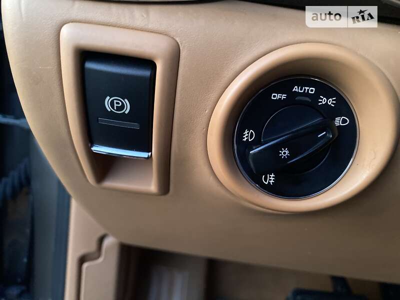 Позашляховик / Кросовер Porsche Cayenne 2012 в Павлограді