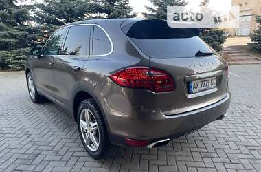 Внедорожник / Кроссовер Porsche Cayenne 2011 в Харькове