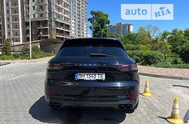 Внедорожник / Кроссовер Porsche Cayenne 2020 в Одессе