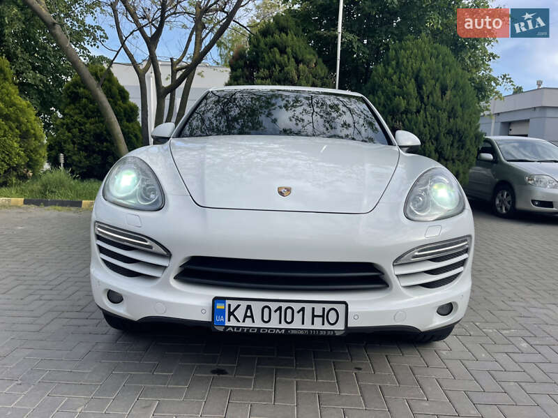 Внедорожник / Кроссовер Porsche Cayenne 2013 в Одессе