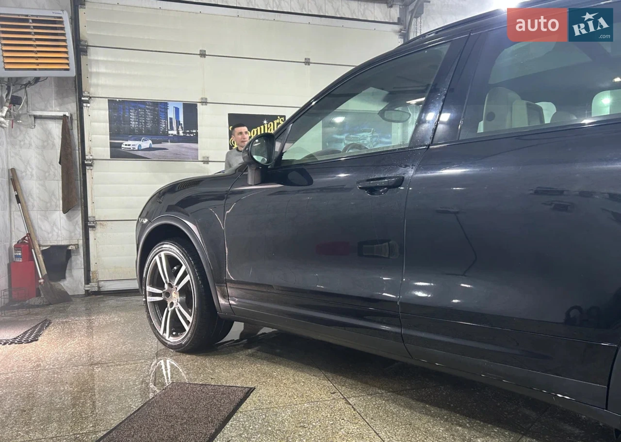 2012 Porsche Cayenne - мініатюра 18