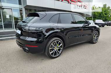 Внедорожник / Кроссовер Porsche Cayenne 2019 в Днепре