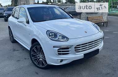 Позашляховик / Кросовер Porsche Cayenne 2015 в Тернополі