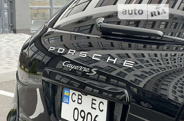 Внедорожник / Кроссовер Porsche Cayenne 2011 в Чернигове