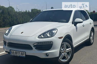 Внедорожник / Кроссовер Porsche Cayenne 2013 в Киеве