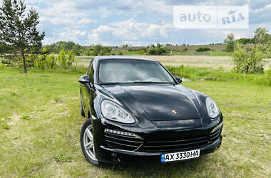 Позашляховик / Кросовер Porsche Cayenne 2014 в Харкові