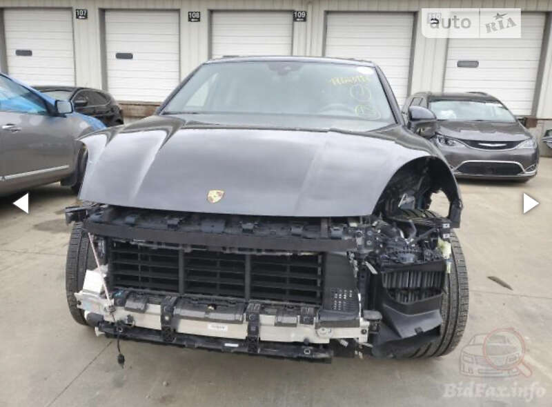 Позашляховик / Кросовер Porsche Cayenne 2020 в Одесі