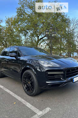 Внедорожник / Кроссовер Porsche Cayenne 2020 в Одессе