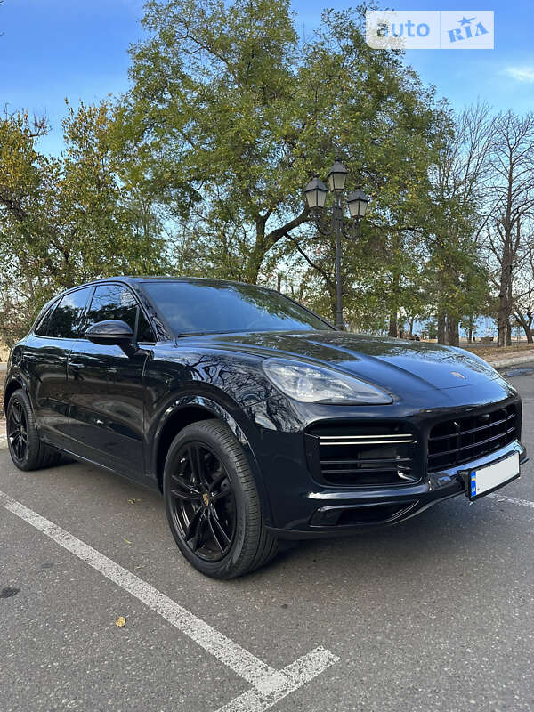 Позашляховик / Кросовер Porsche Cayenne 2020 в Одесі