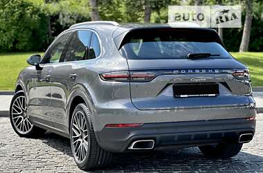 Позашляховик / Кросовер Porsche Cayenne 2018 в Харкові