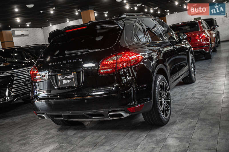 Внедорожник / Кроссовер Porsche Cayenne 2013 в Одессе