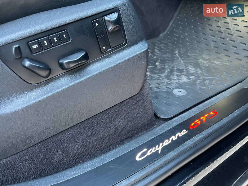 Внедорожник / Кроссовер Porsche Cayenne 2008 в Днепре