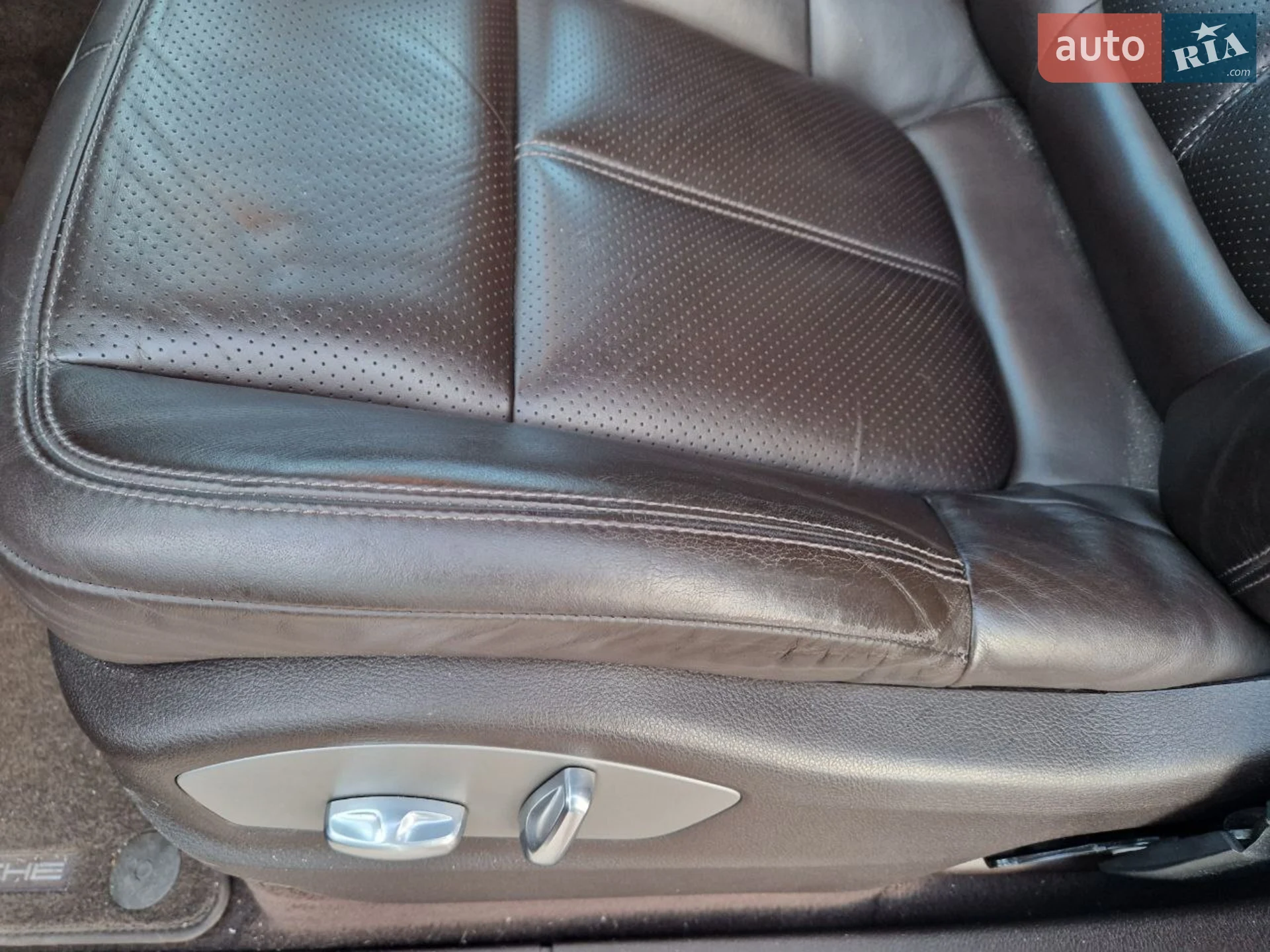 2011 Porsche Cayenne - мініатюра 8