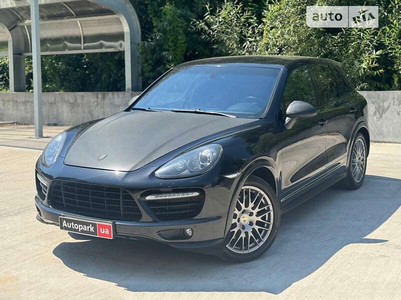 Позашляховик / Кросовер Porsche Cayenne 2012 в Києві