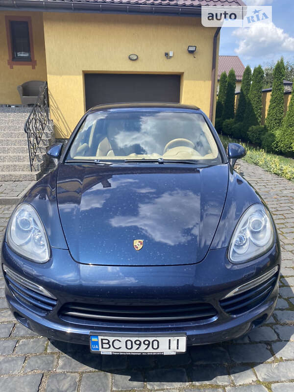 Позашляховик / Кросовер Porsche Cayenne 2013 в Львові