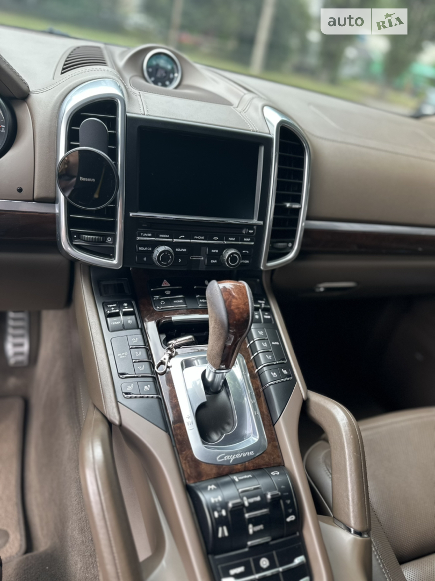 2012 Porsche Cayenne - мініатюра 7