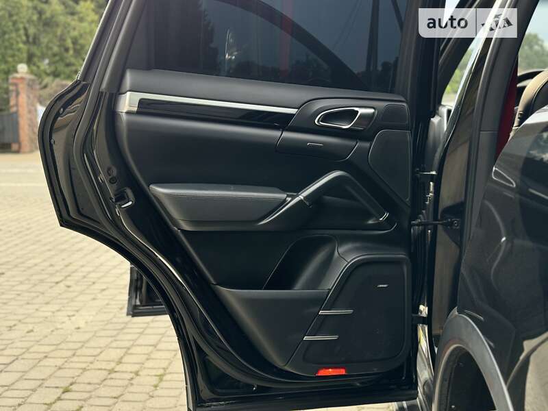 Позашляховик / Кросовер Porsche Cayenne 2014 в Тернополі фото 21 Позашляховик / Кросовер Porsche Cayenne 2014 в Тернополі