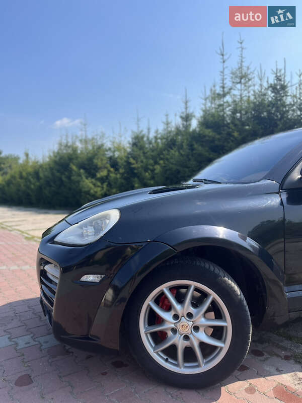 Внедорожник / Кроссовер Porsche Cayenne 2004 в Шепетовке