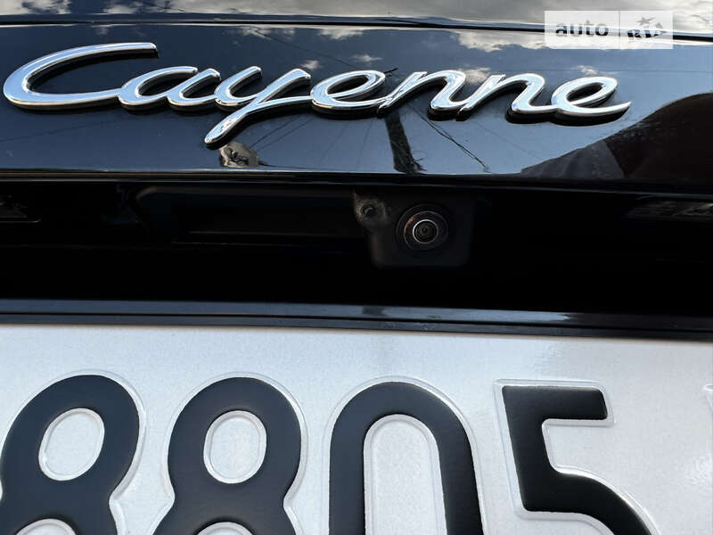 Позашляховик / Кросовер Porsche Cayenne 2019 в Первомайську