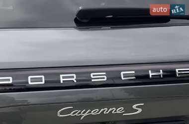 Внедорожник / Кроссовер Porsche Cayenne 2018 в Одессе