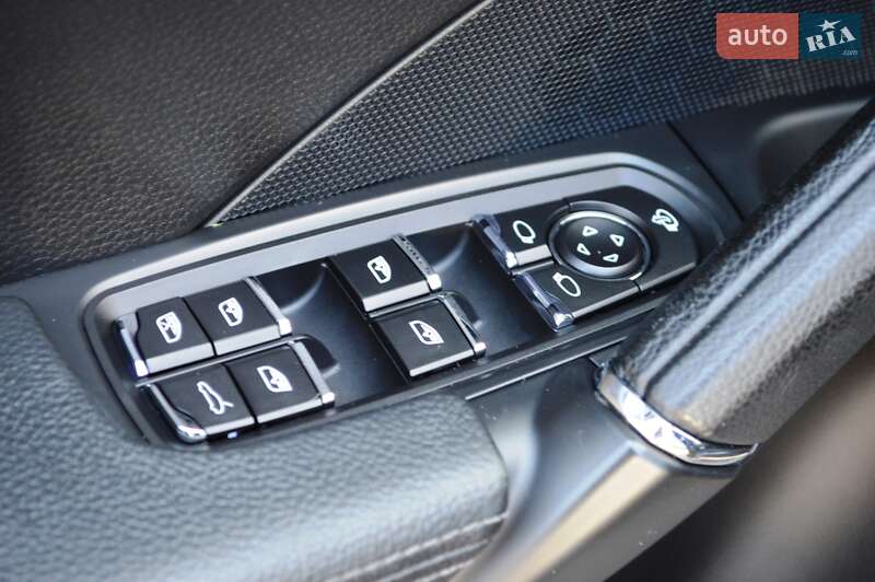 Позашляховик / Кросовер Porsche Cayenne 2013 в Одесі