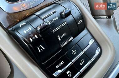 Позашляховик / Кросовер Porsche Cayenne 2011 в 