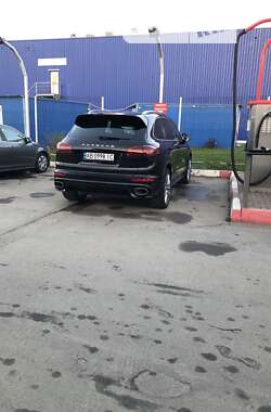 Позашляховик / Кросовер Porsche Cayenne 2015 в Вінниці