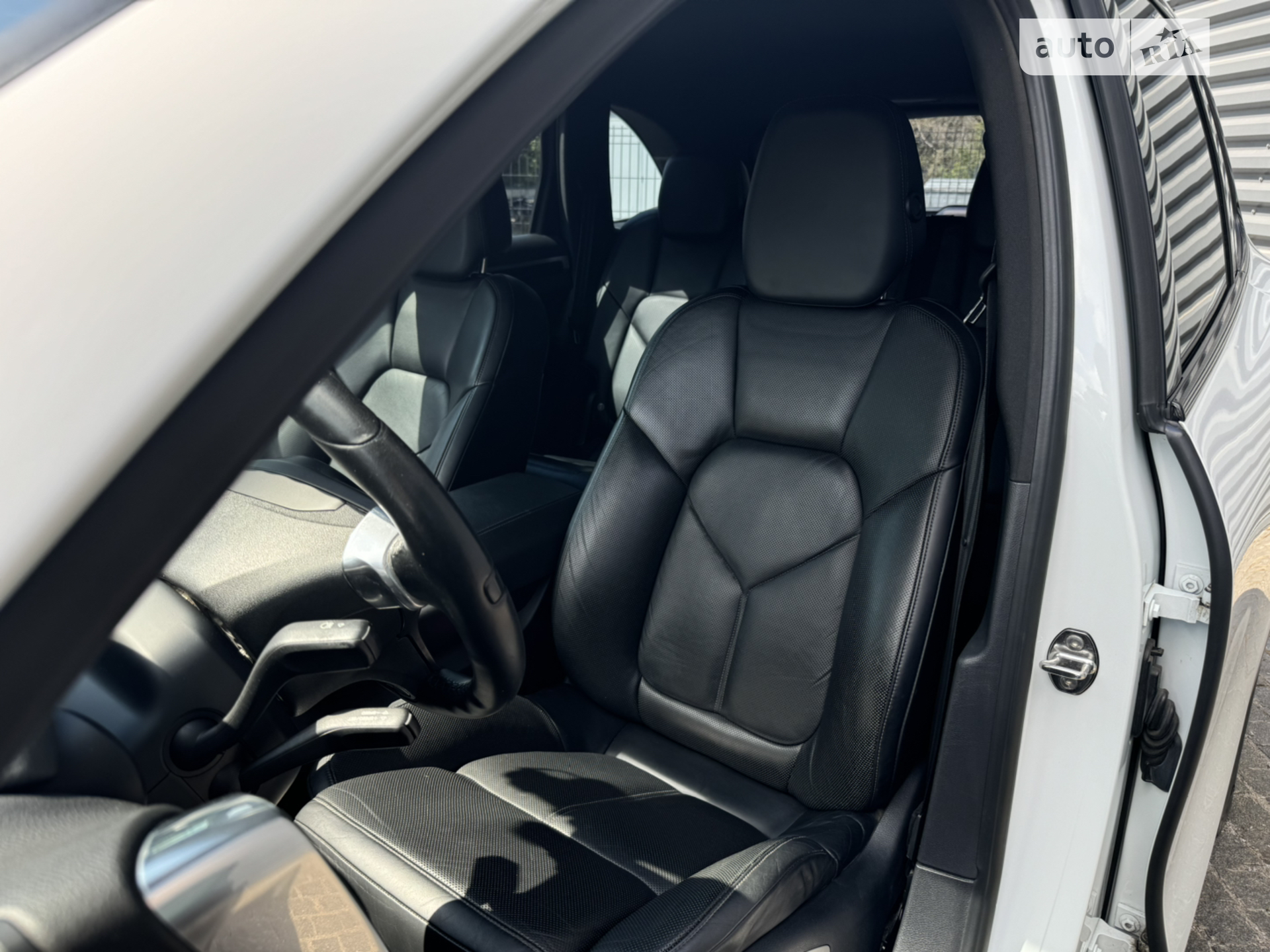 2013 Porsche Cayenne - мініатюра 11
