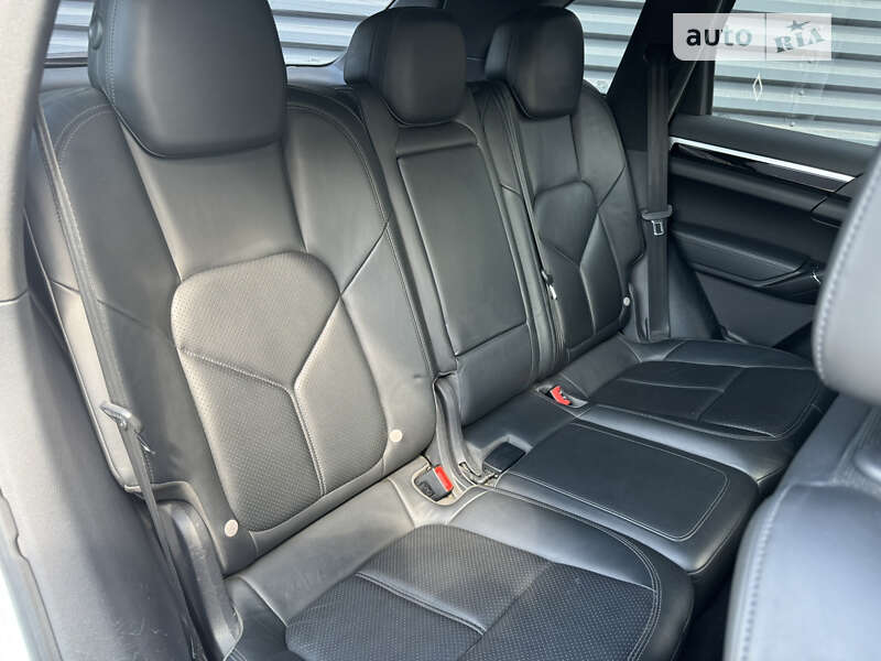 Внедорожник / Кроссовер Porsche Cayenne 2013 в Харькове фото 9 Внедорожник / Кроссовер Porsche Cayenne 2013 в Харькове