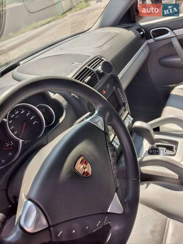 Позашляховик / Кросовер Porsche Cayenne 2008 в Харкові