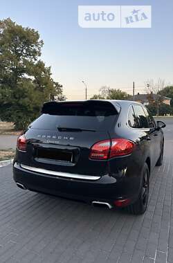 Позашляховик / Кросовер Porsche Cayenne 2012 в Києві