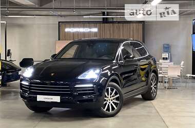 Позашляховик / Кросовер Porsche Cayenne 2018 в Києві