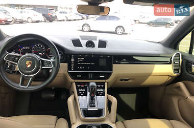 Внедорожник / Кроссовер Porsche Cayenne 2019 в 