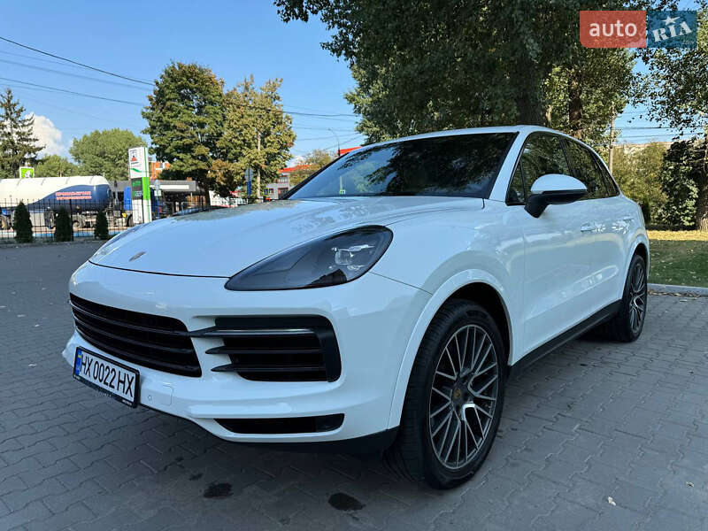Внедорожник / Кроссовер Porsche Cayenne 2019 в Хмельницком