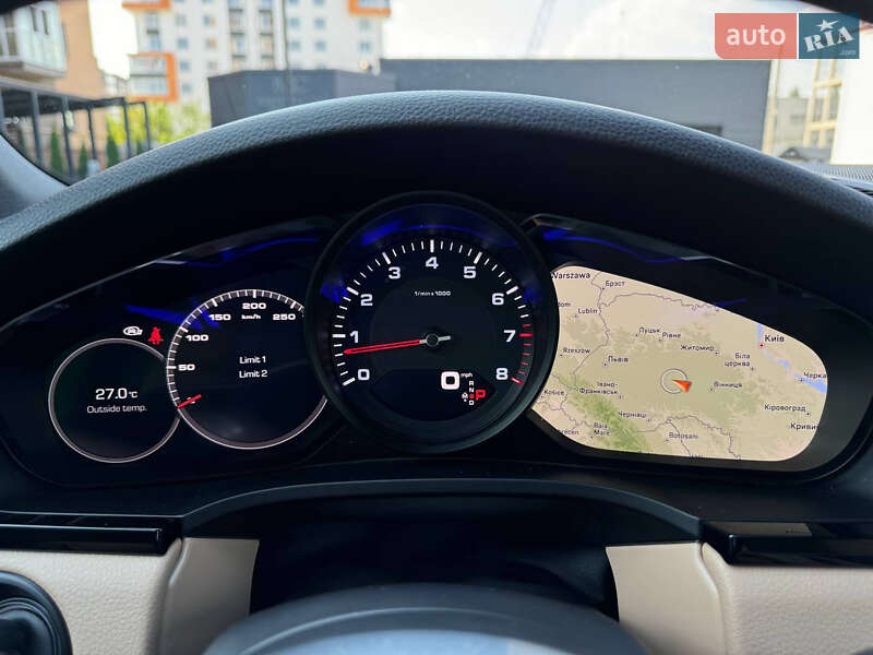Внедорожник / Кроссовер Porsche Cayenne 2019 в Хмельницком