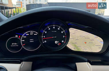 Внедорожник / Кроссовер Porsche Cayenne 2019 в 
