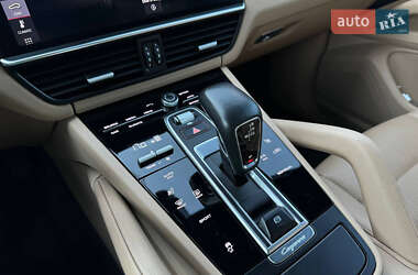 Внедорожник / Кроссовер Porsche Cayenne 2019 в 
