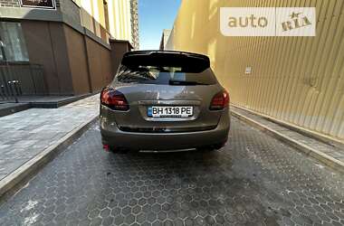 Внедорожник / Кроссовер Porsche Cayenne 2013 в Одессе