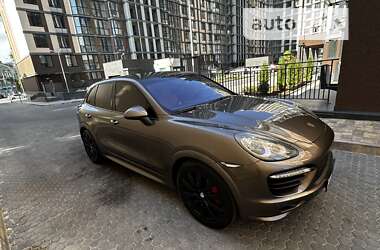 Внедорожник / Кроссовер Porsche Cayenne 2013 в Одессе