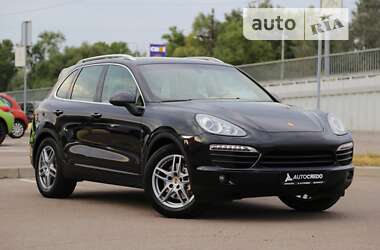 Внедорожник / Кроссовер Porsche Cayenne 2013 в Киеве