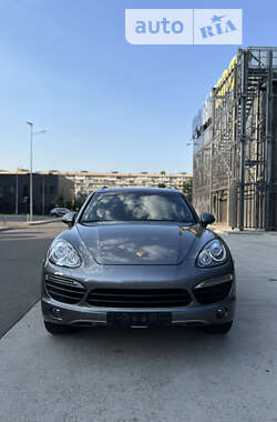 Внедорожник / Кроссовер Porsche Cayenne 2010 в Киеве