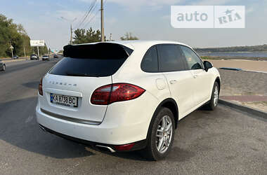 Внедорожник / Кроссовер Porsche Cayenne 2013 в Запорожье