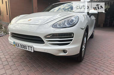 Внедорожник / Кроссовер Porsche Cayenne 2011 в Киеве