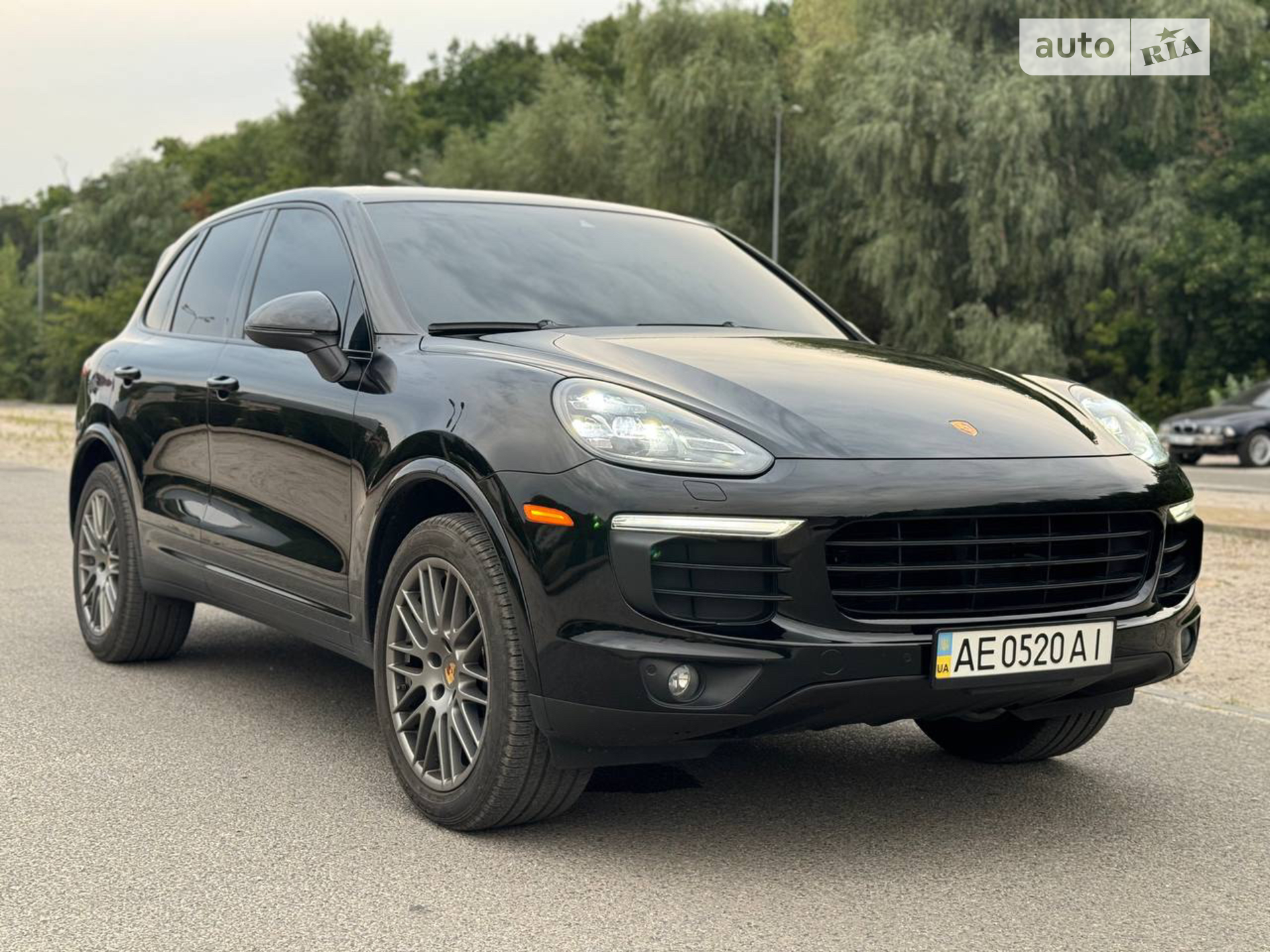 2016 Porsche Cayenne - мініатюра 14