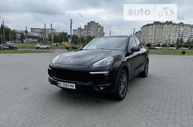 Внедорожник / Кроссовер Porsche Cayenne 2016 в Львове